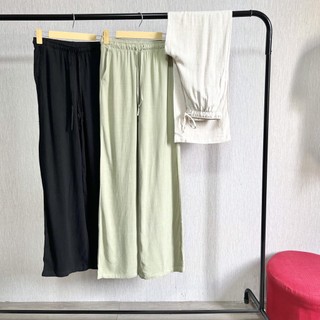Quần Stradivarius linen suông
