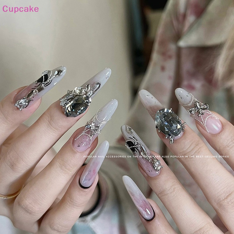Miếng Dán Móng Tay Hình Nhện Trắng Đen