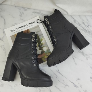 Boot xuất dư Aldo