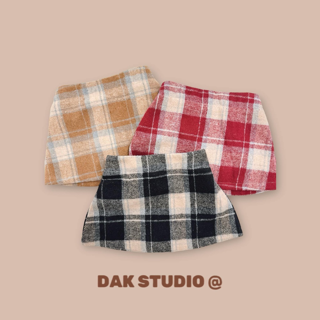 Chân váy caro DAK STUDIO