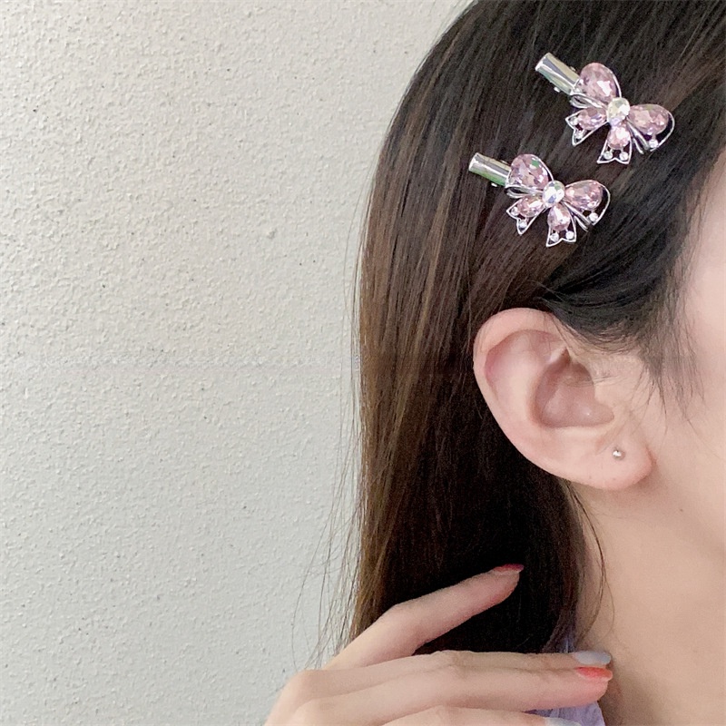 1 Kẹp Tóc Hình Nơ Bằng Kim Loại Đính Pha Lê Ngọt Ngào Cho Bé Gái