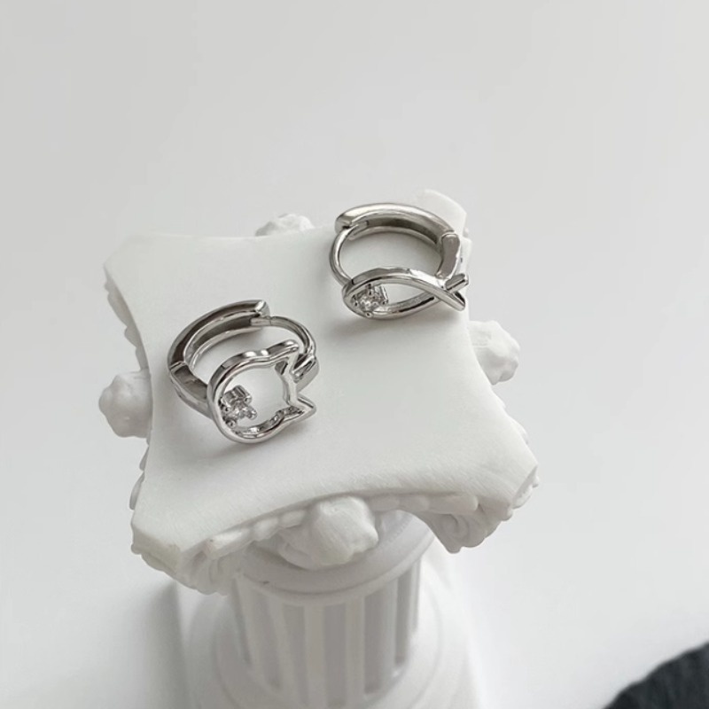 We flower Bông Tai Mạ Bạc 925 Hình Mèo / Cá Đính Đá Thời Trang Hàn Quốc Cho Nữ