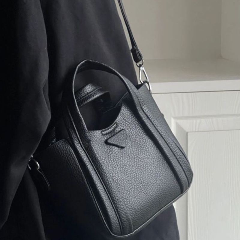 Niche Túi Đeo Chéo Vai Thời Trang 2023 Chất Lượng Cao