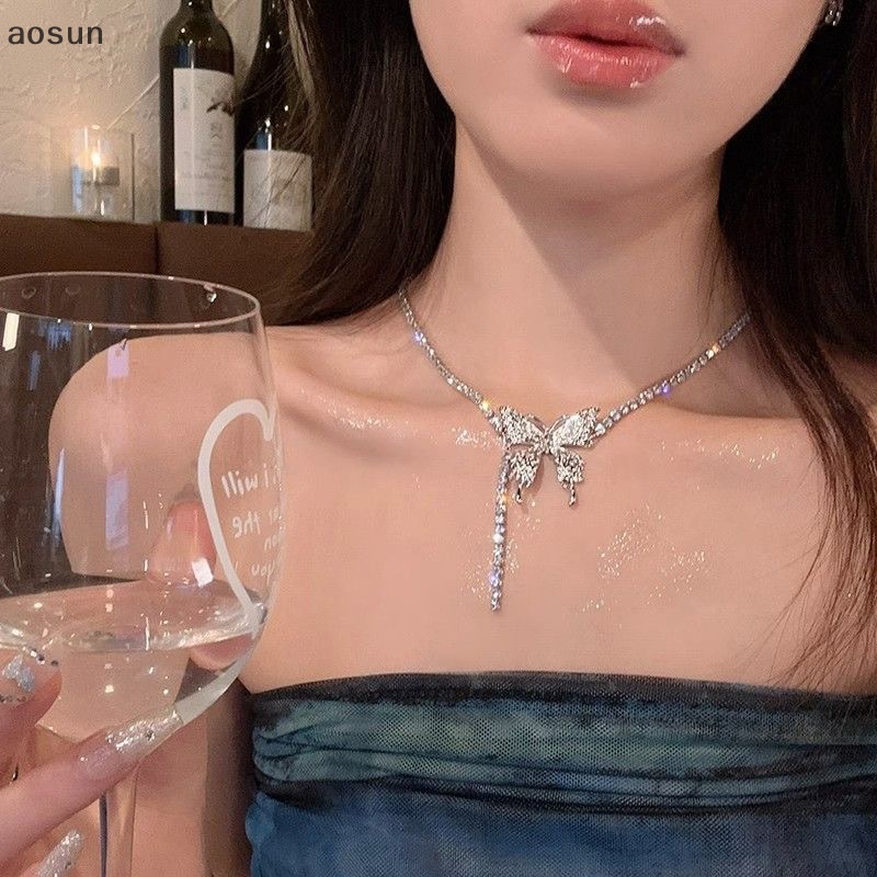 Vòng Cổ choker Màu Bạc Mặt Hình Bướm Đính Đá Pha Lê Lấp Lánh Thời Trang Cho Nữ