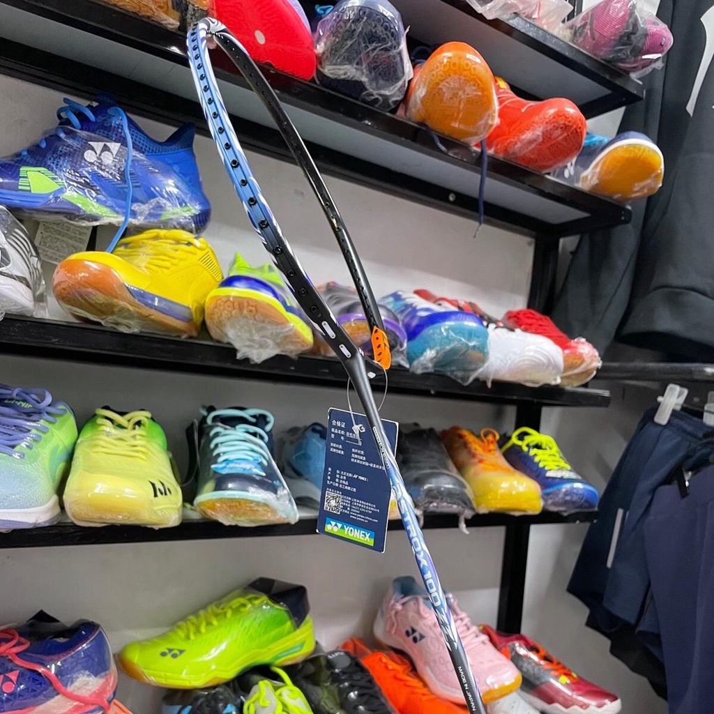 1 Vợt cầu lông Yonex Khung 100% Cacbon