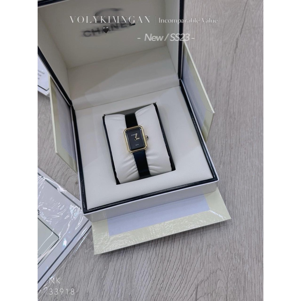 Đồng hồ cha.nel basic