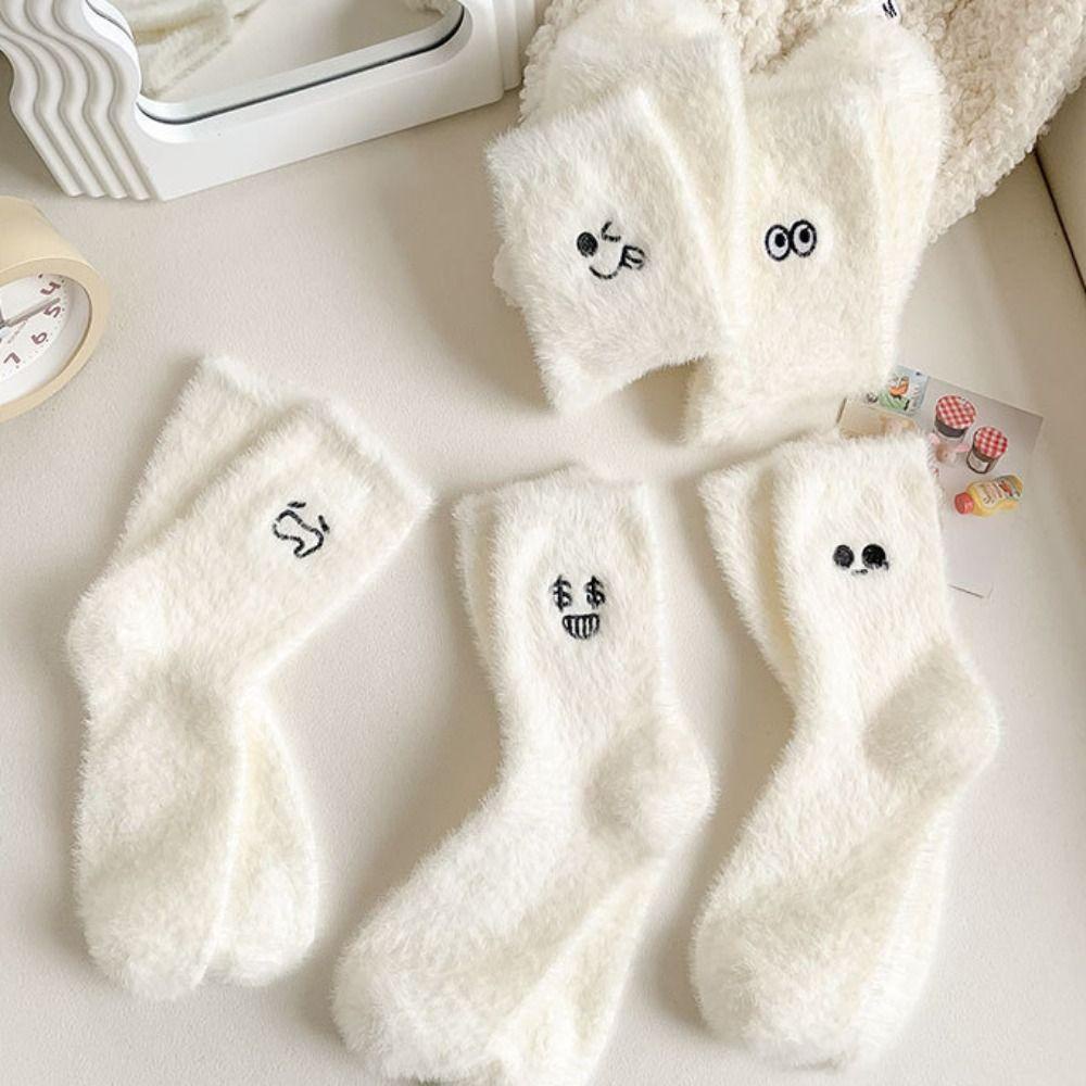 Lacyes Vớ Lông Cừu San Hô Ống Lửng Hình Đôi Mắt Nhỏ Màu Trắng Phong Cách harajuku Nhật Bản
