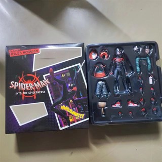 Shf Mô Hình Nhân Vật peter parker / spiderman