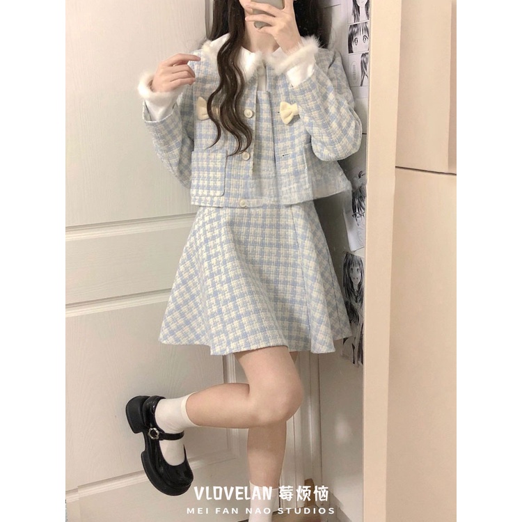 Bộ Áo Khoác Lông Tay Dài Cổ Búp Bê + Chân Váy Lưng Cao Sọc Caro Thời Trang Mới 2023