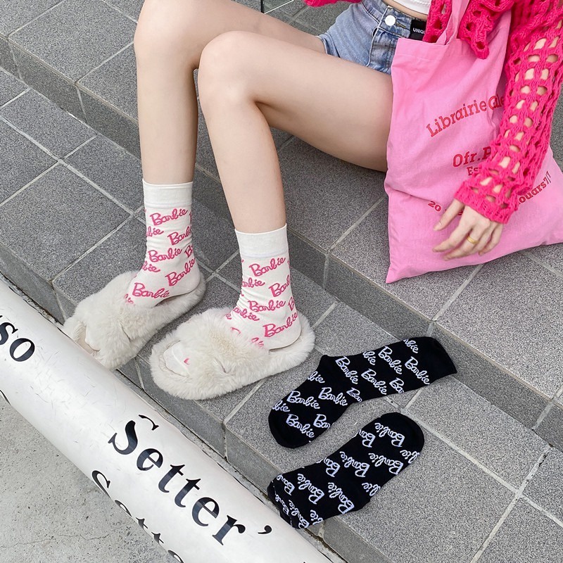 Tất cotton Cổ Trung In Chữ Màu Trắng Đen Phong Cách Thể Thao Thời Trang Cho Nữ
