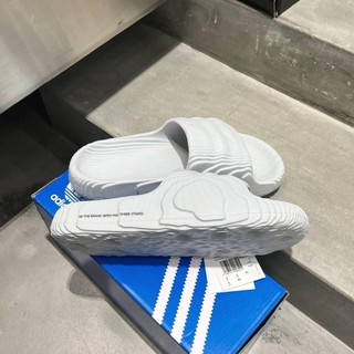 [CHÍNH HÃNG] DÉP ADIDAS 22 - BẬC THANG * XÁM NHẠT * - CODE: HQ6465