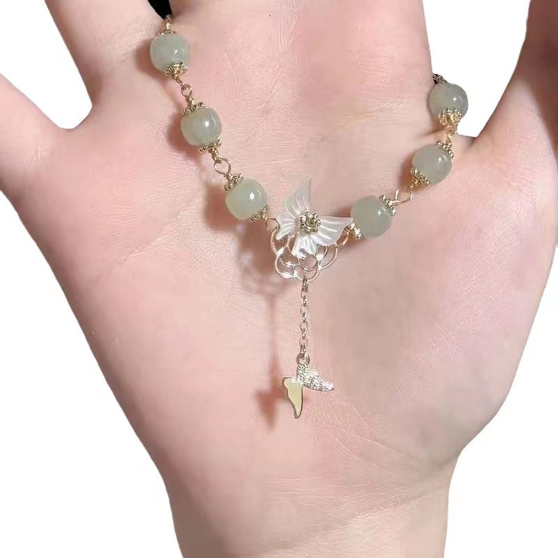 Vòng Tay Dây Xích Mặt Hình Bướm Dành Cho Nữ Sinh