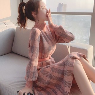  【Hàng có sẵn Hot trend mùa lạnh Váy len dài phong cách mới Mùa Thu Đông Váy len dài kiểu Hàn Quốc Váy len đầu tròn cao cổ Áo len dài tay kiểu rộng thoải mái Váy len nữ cỡ lớn. 