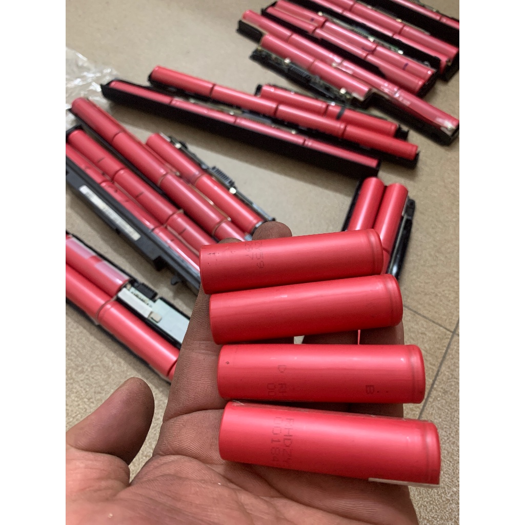 Cell pin 18650 cũ 100% pin hãng samsung,lg,sony,sanyo,panasonic, cam kết phá từ pin laptop,đã kiểm tra điện áp cẩn thận