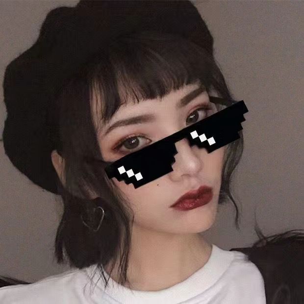 Ace Kính Râm Hóa Trang Hoạt Hình Spiy x family pixel Vui Nhộn Sáng Tạo Cho Nam Và Nữ