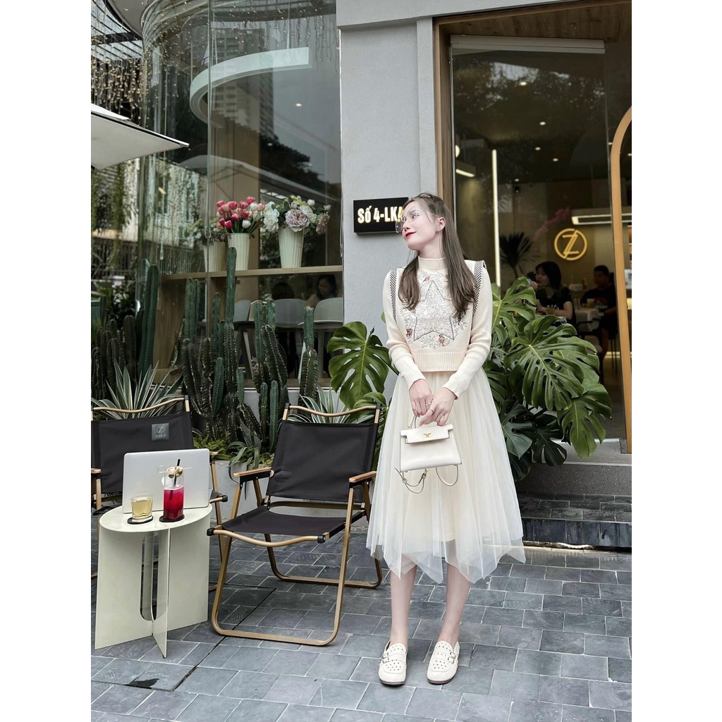 Set váy len chân voan mix áo gile len thêu ngôi sao hàng QC freesize