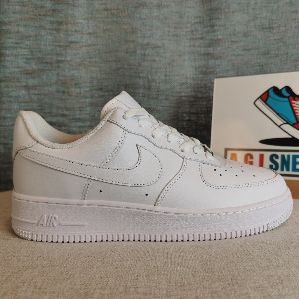 Giày Thể Thao airs forces 1 Cổ Thấp / Cao Màu Trắng / Đen Thời Trang Cho Nam Và Nữ