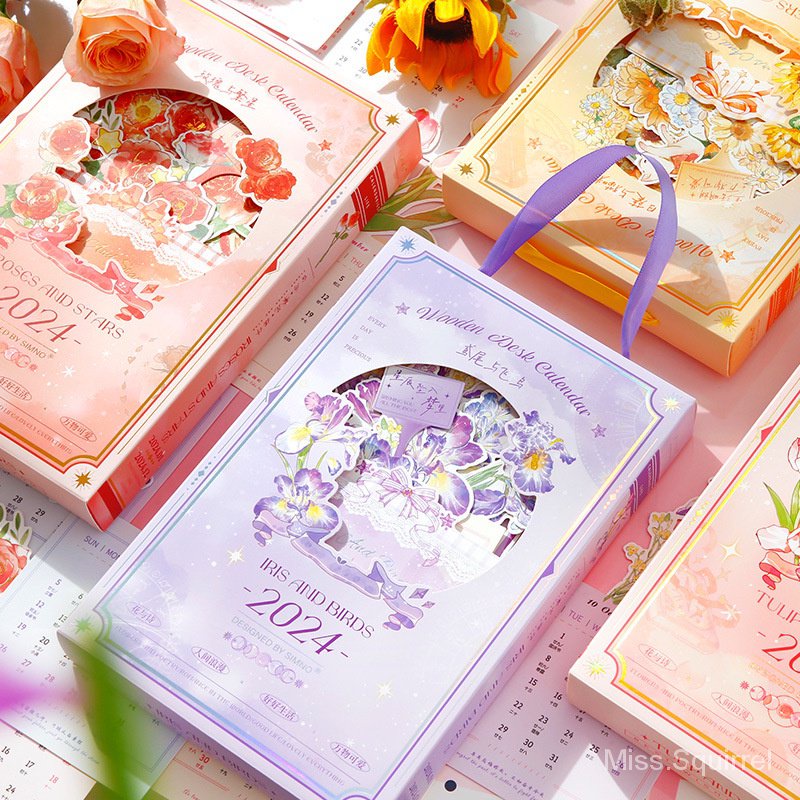 Lịch Để Bàn Năm 2024 Ba Chiều Bằng Gỗ Hình Hoa Dễ Thương