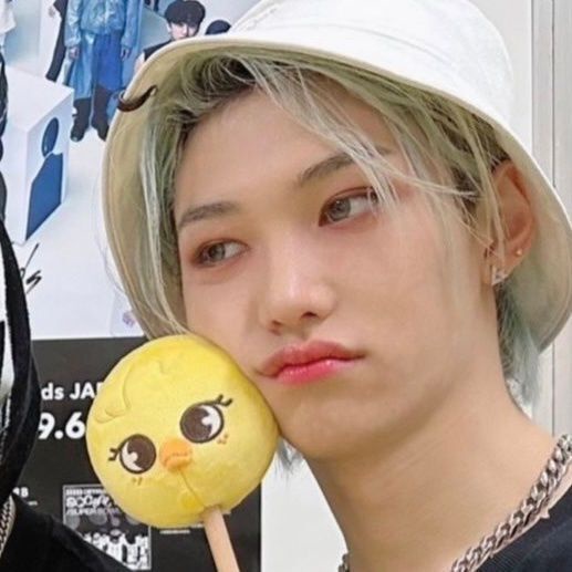 Gậy Mát Xa Lưng Vai Và Cổ kpop straykids skz skzoo