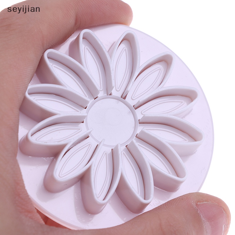 Khuôn Nhựa Làm Bánh Hình Bông Hoa Xinh Xắn