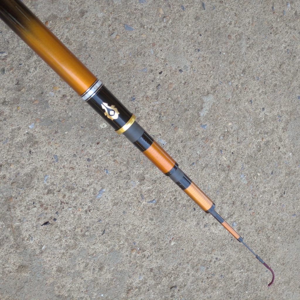 Cần câu tay Đế Vương Chư Hầu 6H chuyên săn hàng tặng ngọn phụ