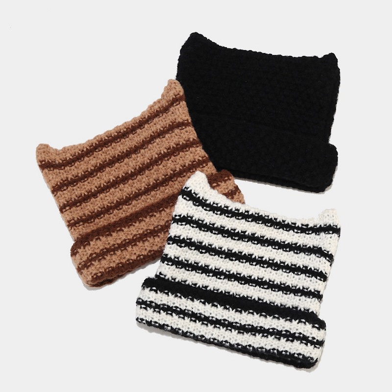 Mũ Len beanie Đính Tai Mèo Dễ Thương Cho Nữ