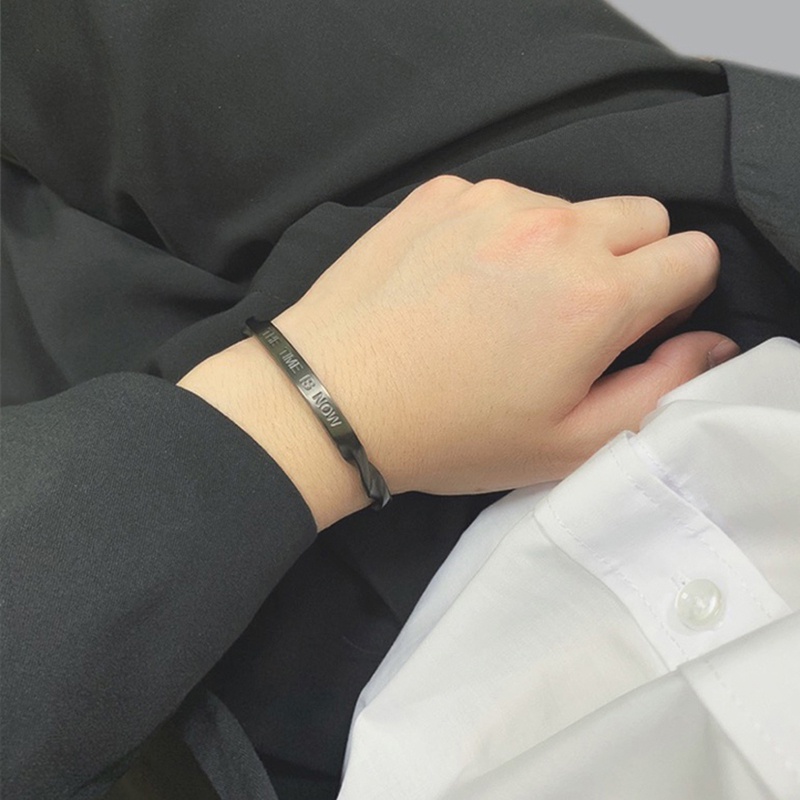 Vòng Tay Hở Màu Đen Khắc Chữ mobius Thời Trang Cho Cặp Đôi