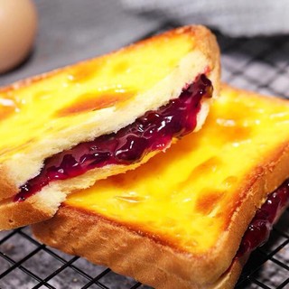 Bánh mì Phô Mai nướng vị việt quất