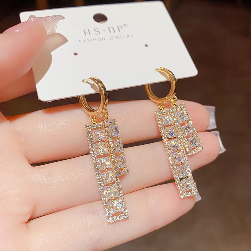 Khuyên Tai Hình Chữ Nhật Đính Đá zircon Phối Tua Rua Sang Trọng