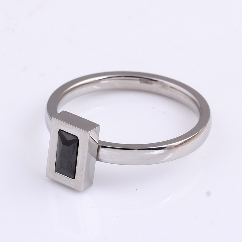 Nhẫn Thép Titan Không Gỉ Đính Đá zircon Vuông Phong Cách Mới Cho Nữ