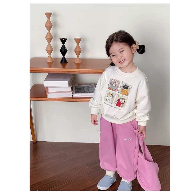 G687 - BỘ BÉ GÁI NỈ TRẮNG HÌNH MÈO KÈM TÚI