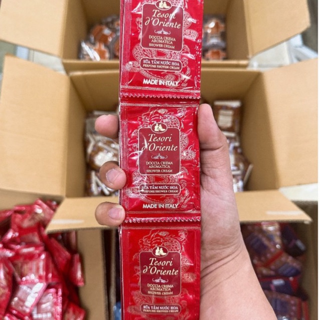 Dây 12 Gói Sữa Tắm Tesori d’Oriente 9ml Hàng Công Ty Nhập Khẩu