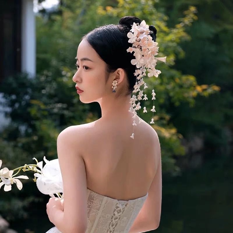 Kẹp Tóc Hình Hoa Tua Rua Xinh Xắn Cho Cô Dâu