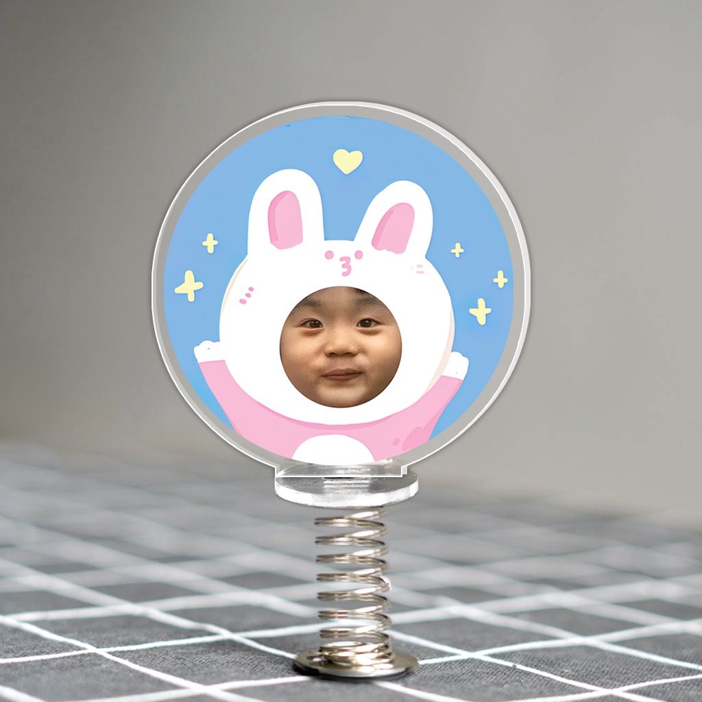 Standee lò xo lắc lư đáng yêu trong suốt đế dính trang trí in theo yêu cầu chibi