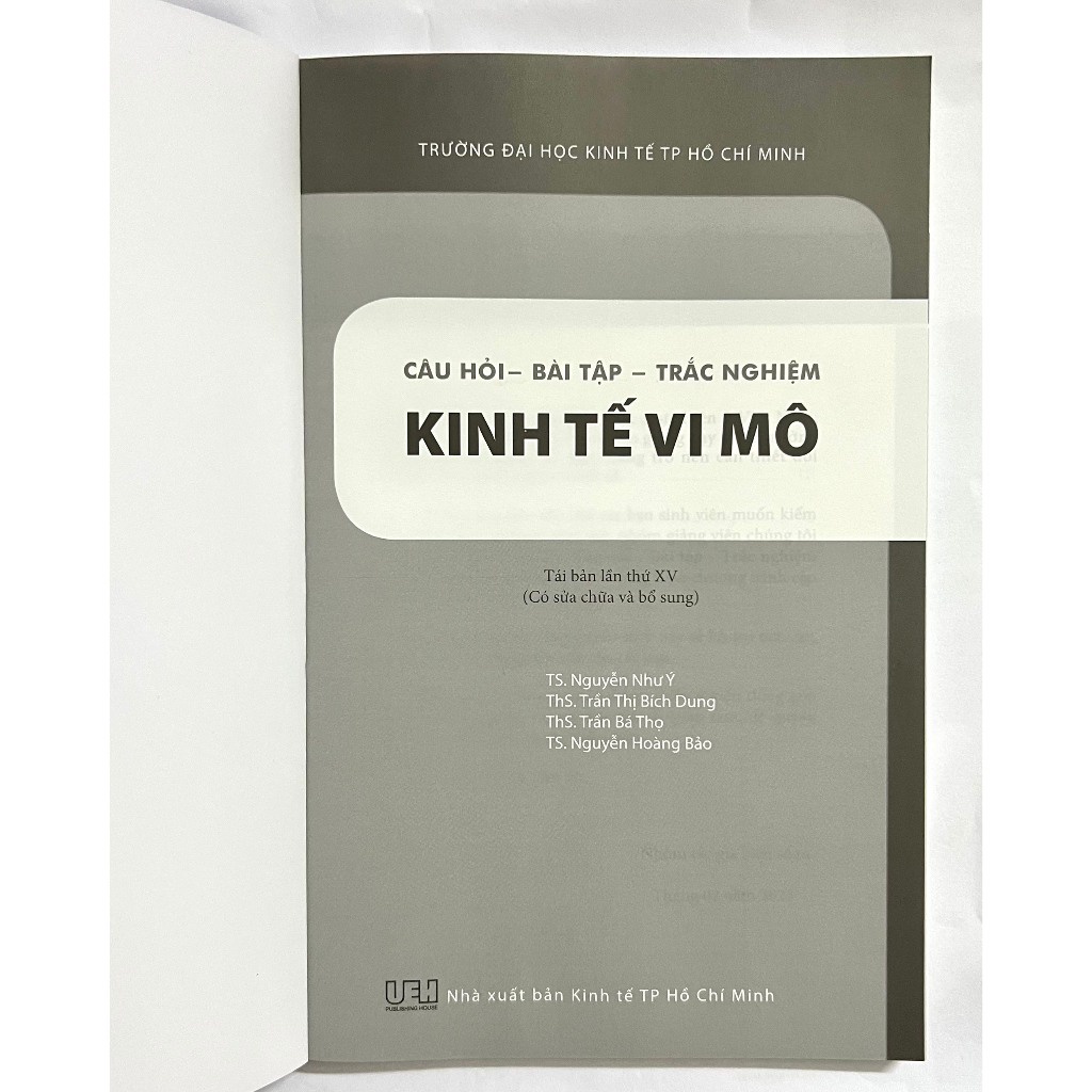 Sách Câu hỏi - Bài tập - Trắc nghiệm Kinh tế vi mô  - Nhà Sách Pháp Luật New