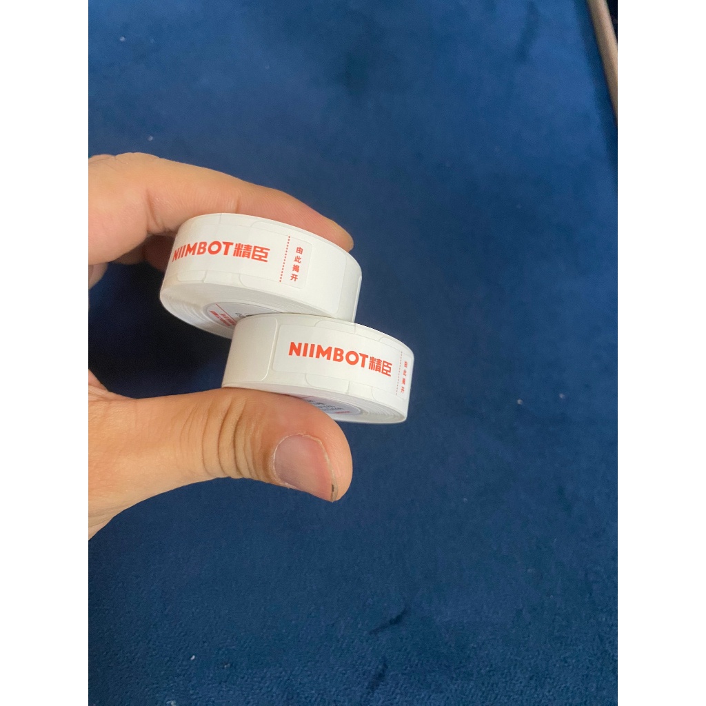 Combo Máy in nhãn , in tem, in mã vạch kết nối bluetooth NIIMBOT D110 chính hãng và 1 cuộn tem - Chính Hãng