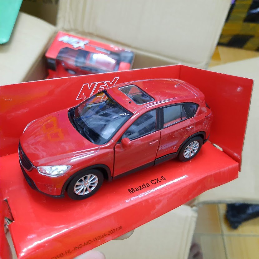 Xe mô hình ô tô Mazda CX5 mini bằng kim loại xe đồ chơi trẻ em tỉ lệ