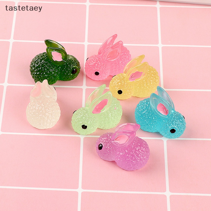 Mô Hình Gà Con mini Bằng Nhựa resin Dạ Quang Dễ Thương Trang Trí Bảng Điều Khiển Xe Hơi / Nhà Cửa / Sân Vườn