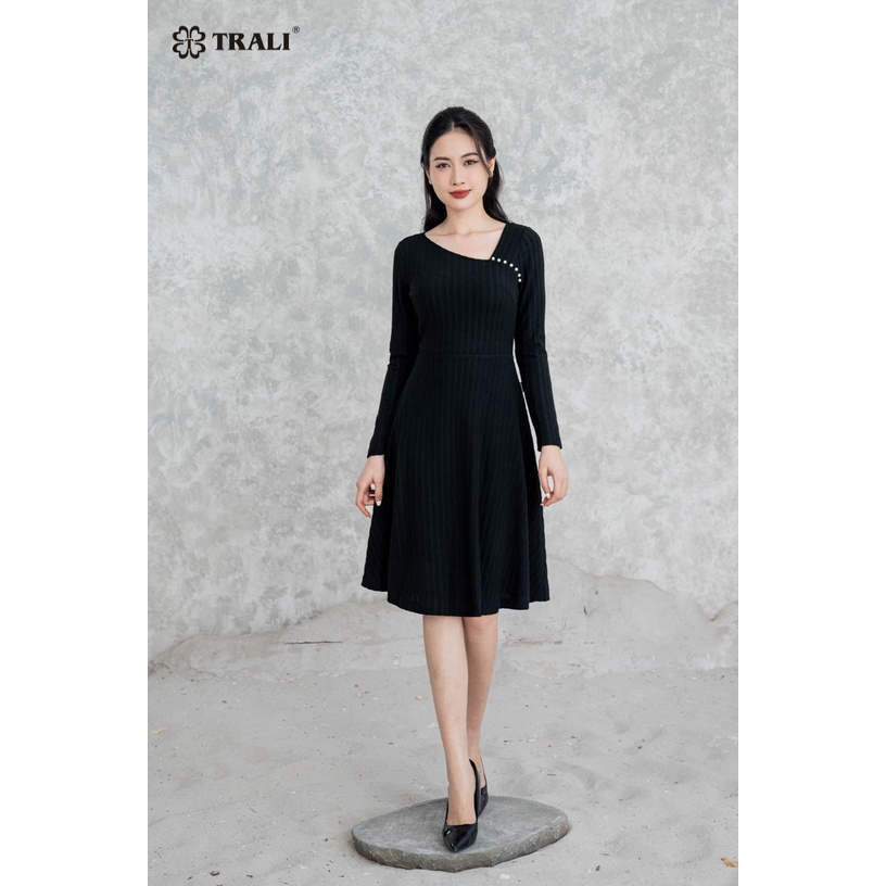 Đầm Len Nữ TRALI 23229 Màu Đen
