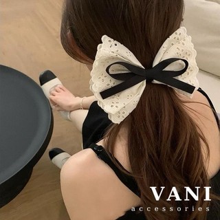 Kẹp tóc bấm kẹp nơ vải linen màu be thêu hoa lỗ - vani store - pkt00379