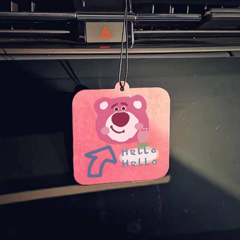 Miếng Sáp Thơm Khử Mùi Mùi Dâu Tây Treo Gương Hậu Xe Hơi, Tủ Quần Áo, Nhà Vệ Sinh Hình Gấu Dâu Losto Chất Lượng Cao