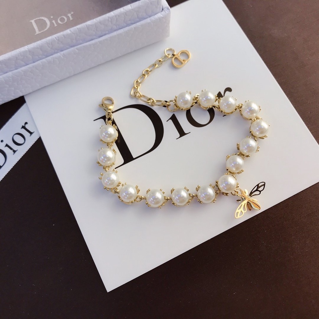 Vòng Đeo Tay dior Bằng Thép Titan Khắc Chữ Cá Tính