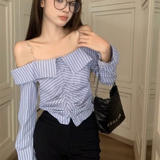 Áo Croptop Trễ Vai Tay Dài Hoạ Tiết Kẻ Sọc Thiết Kế Hợp Thời Trang Cho Phái Nữ