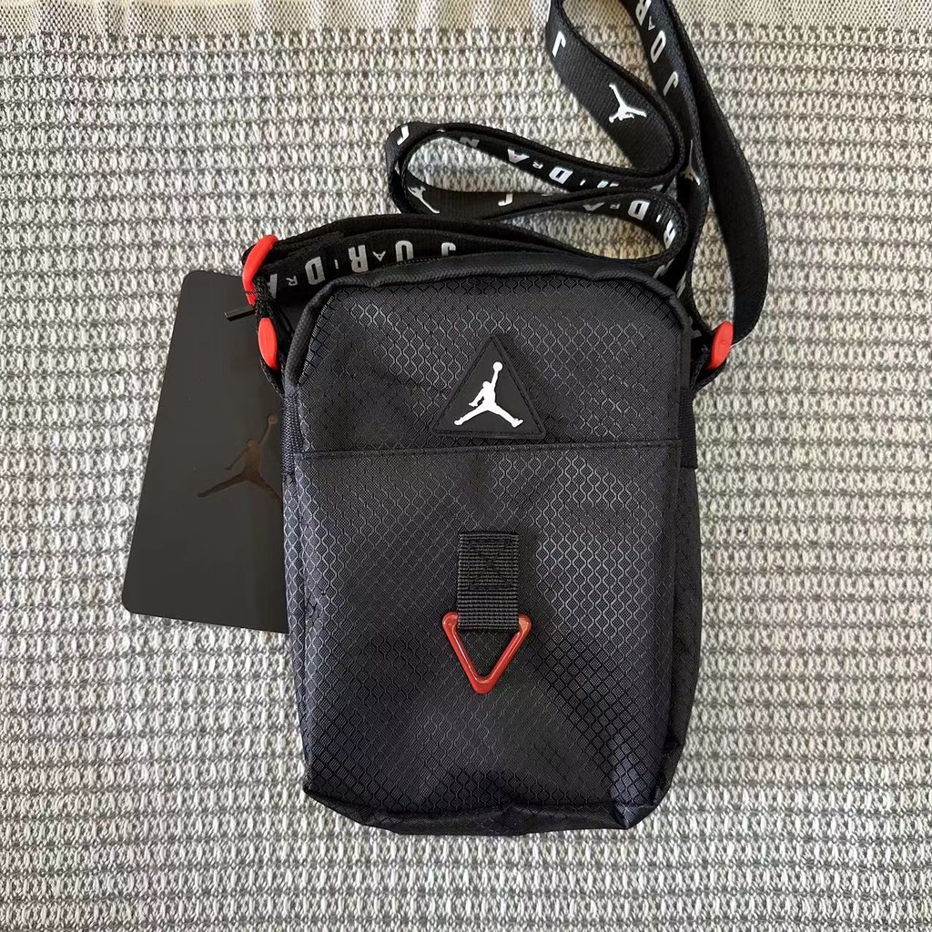 Túi Đeo Chéo Thể Thao Thời Trang Dành Cho Cặp Đôi