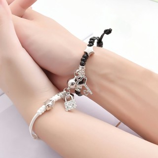 Set 2 vòng tay nam châm dạ quang cho cặp đôi SHERI