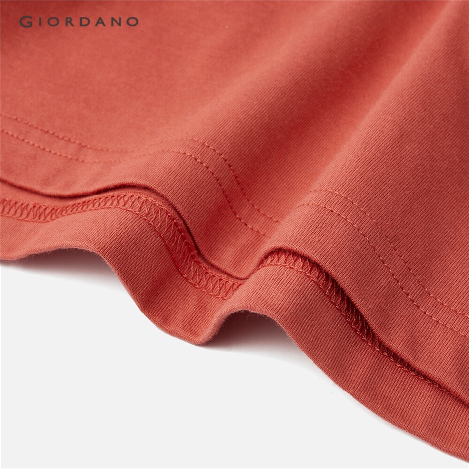 Áo thun nam T-shirt cổ tròn dài tay chất cotton thuận in chủ đề Giáng Sinh giữ ấm thu đông Giordano 13091794