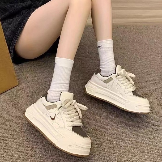 Giày Thể Thao Bằng Da pu Mũi Tròn Đế Dày Thời Trang Hàn Quốc