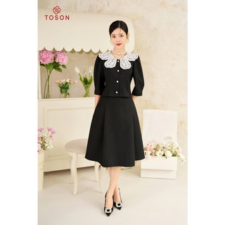 Bộ tweet đen áo cổ phối trắng chân váy xòe Toson S8390B93