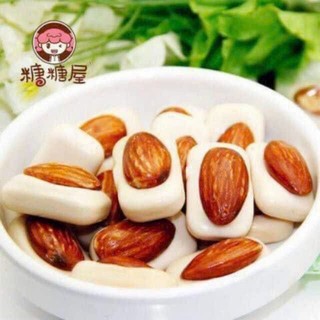 Kẹo sữa bọc hạnh nhân COOWY 238gr (hsd tháng 12/2024)