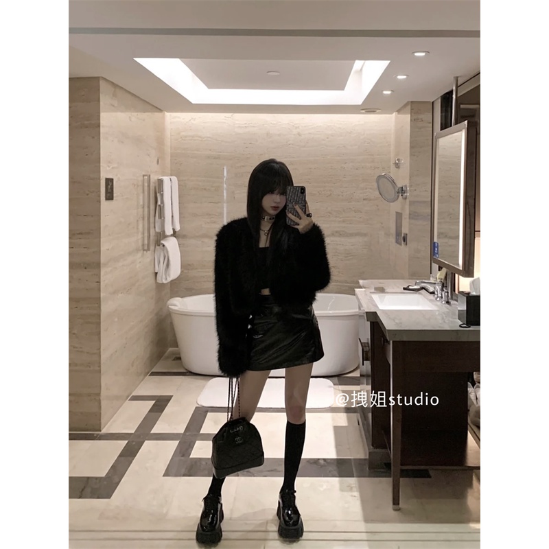 Áo Khoác Lông Ngắn Màu Đen Tay Dài Thời Trang Thu Đông Dành Cho Nữ